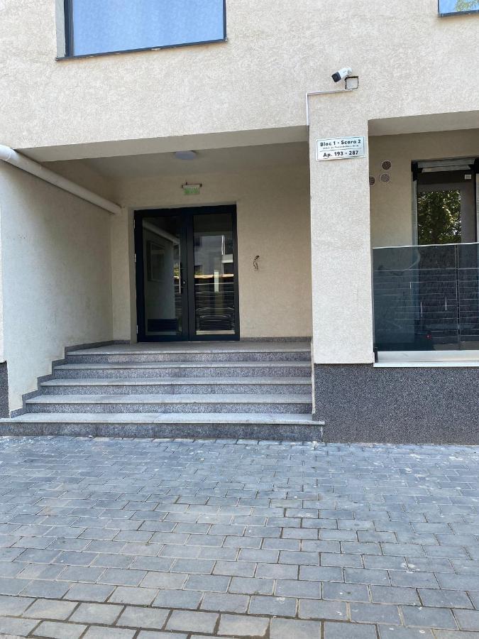 Plazza Studio بوخارست المظهر الخارجي الصورة