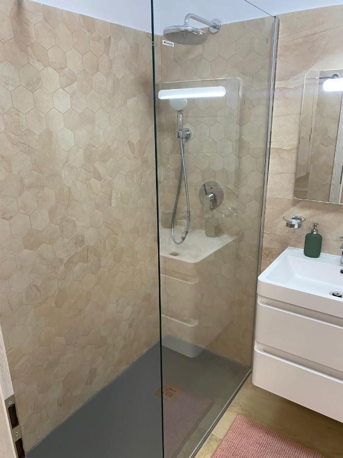 Plazza Studio بوخارست المظهر الخارجي الصورة