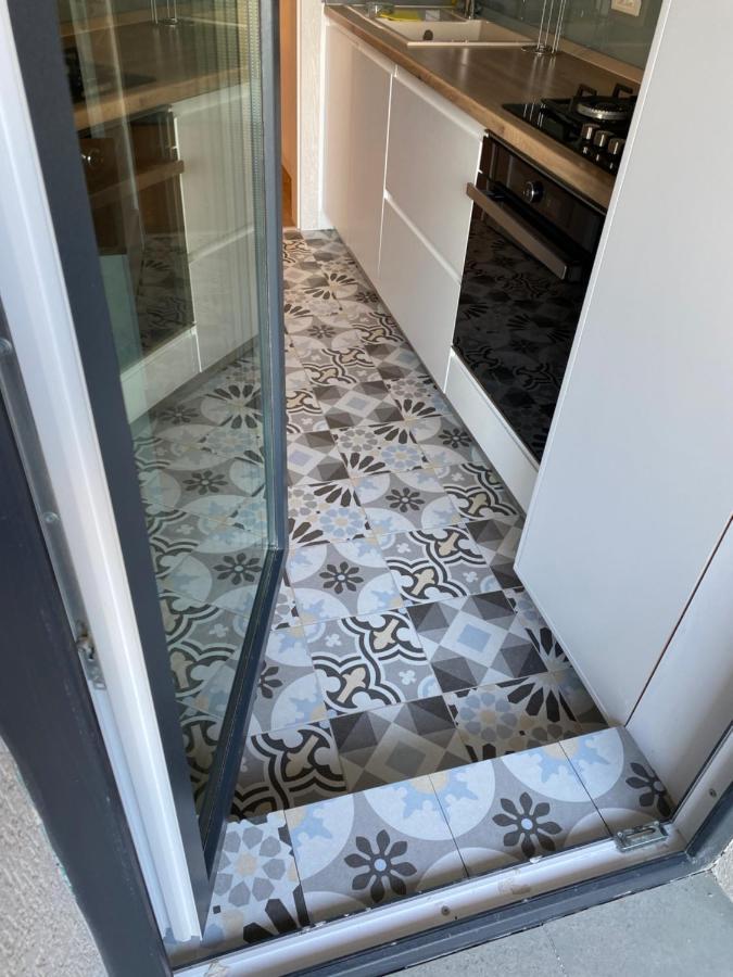 Plazza Studio بوخارست المظهر الخارجي الصورة