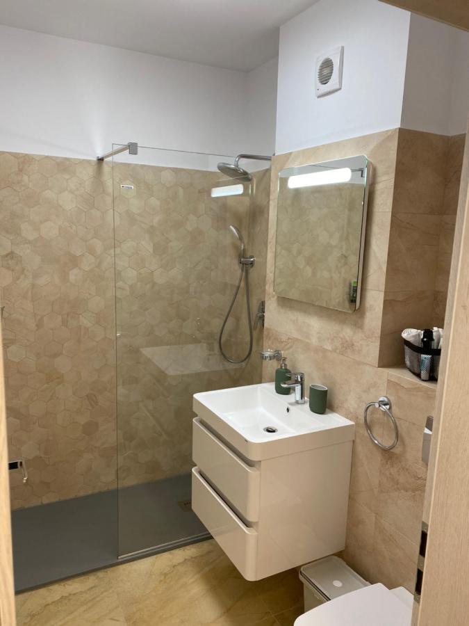Plazza Studio بوخارست المظهر الخارجي الصورة